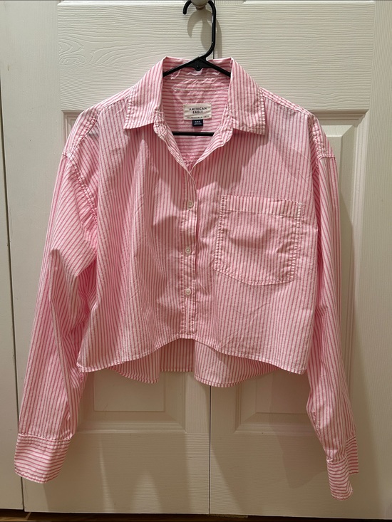 American Eagle Outfitters Tops - American Eagle Pink Striped Cropped Button-Up Shirt